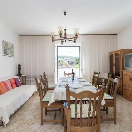 아파트 M&p - Four Bedroom With Terrace Sea View - St *
