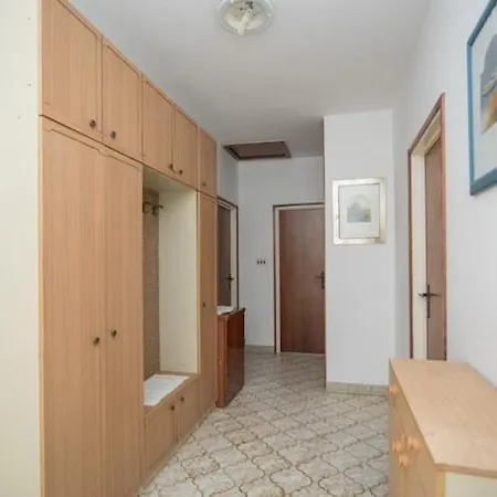 M&p - Four Bedroom With Terrace Sea View - St 아파트